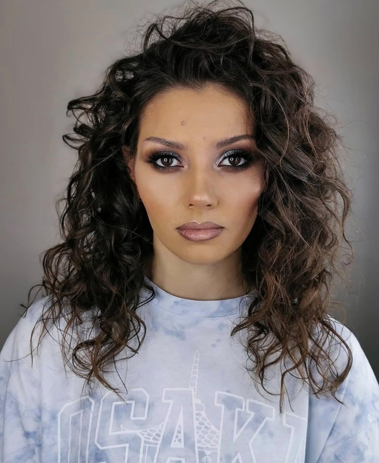 Evening make-up look by Alex Beauty Peak